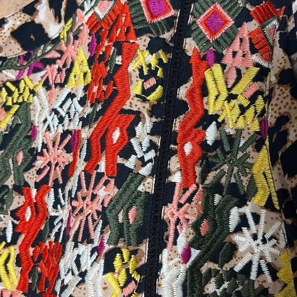 JOHN MARK Women Size XL Tunic Top Embroidered Mixed Print Tassel Artsy Boho - Picture 6 of 11